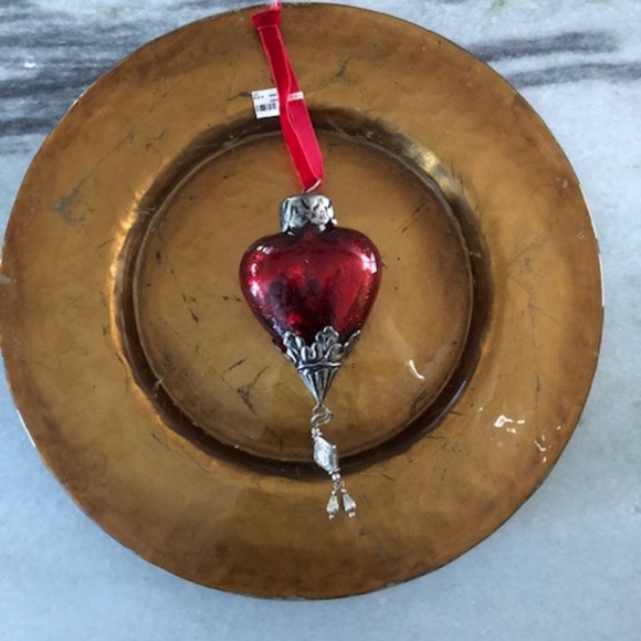 NWT Heart Shaped Red Glass Ornament set with metal accents (8) - Picture 5 of 5
